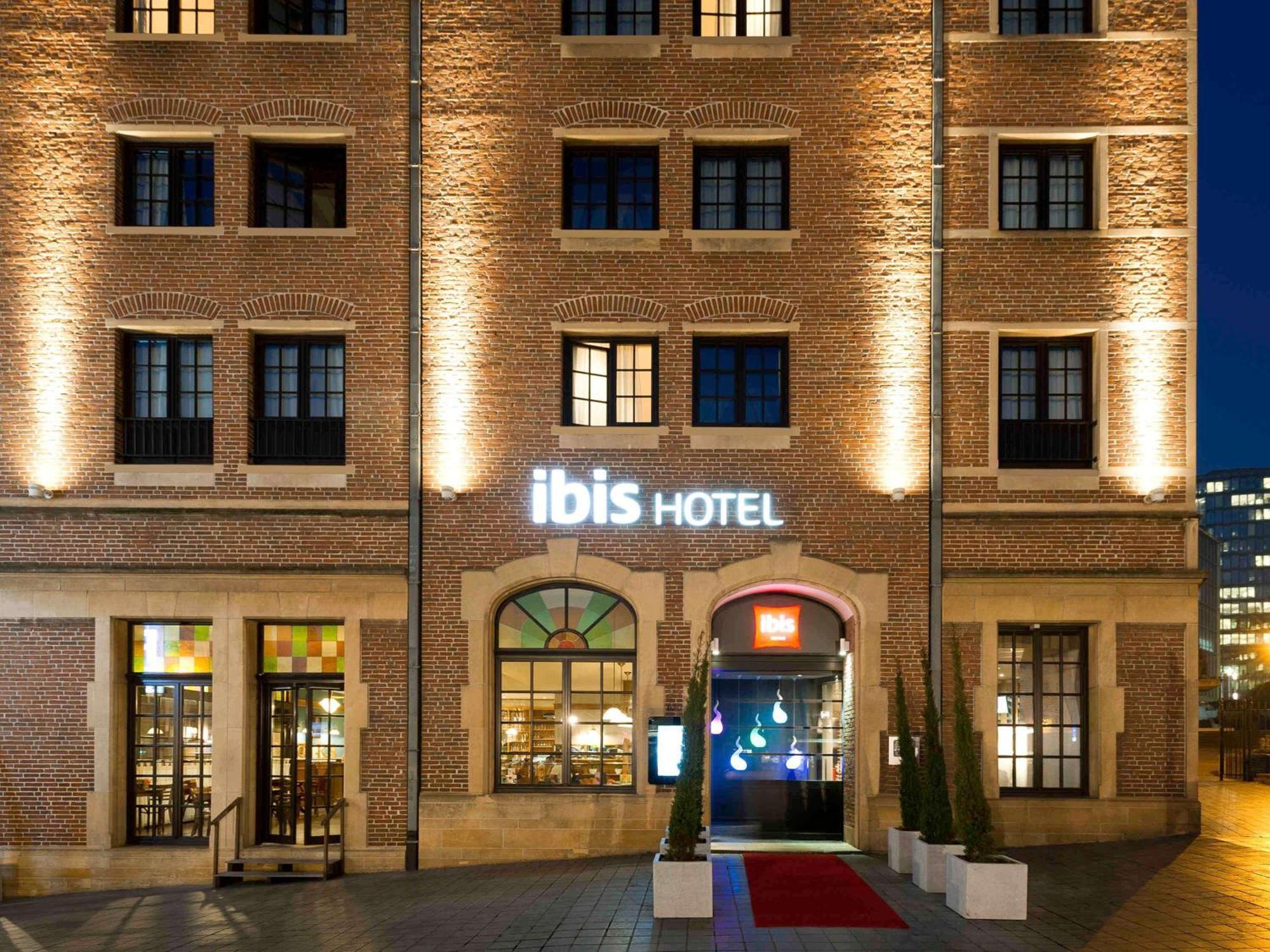 فندق إيبيس هوتل بروكسل أوف غراند بليس المظهر الخارجي الصورة